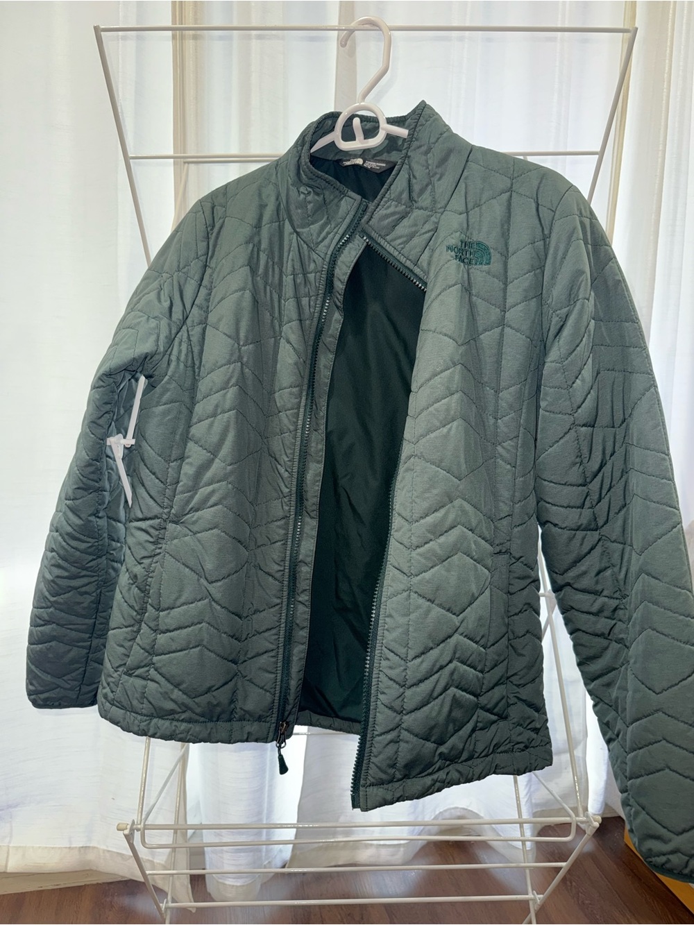 The North Face Women’s Quilted Water Resistant Jacket - Green